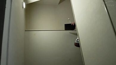 HZGD-210 "I have a husband's boss." Misuzu Kawana, a busty wife who manages ejaculation with a squeeze