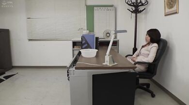 DMOW-212 M man human urinal ~ M man bred as a urinal in a company full of women ~ - Haruka Takami