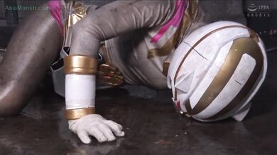 GHNU-24 Rui Hiduki Nữ anh hùng ướt sũng & bẩn thỉu Bùn nhão nhoét nhục nhã Đội quân thú mạnh mẽ Wild Ranger Wild White bị hiến tế 2021/09/24 GIGA (Giga)