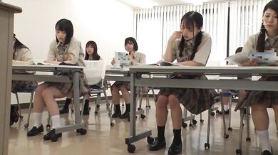 NHDTB-889 Aphrodisiac lewdness "Strong masturbation" "Lesbian cunnilingus" "Kimesex creampie" The whole class is addicted to group orgasms