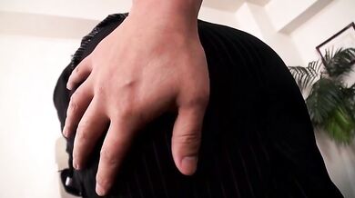 AAK-028 A beautiful secretary with a nasty body... Junna Kojima