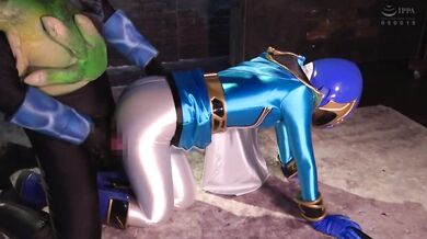 SPSB-094 Heroine Erotic Pinch Omnibus Dream Squadron Mystic Ranger Sakura Misaki 240 1 - Cape Sakura